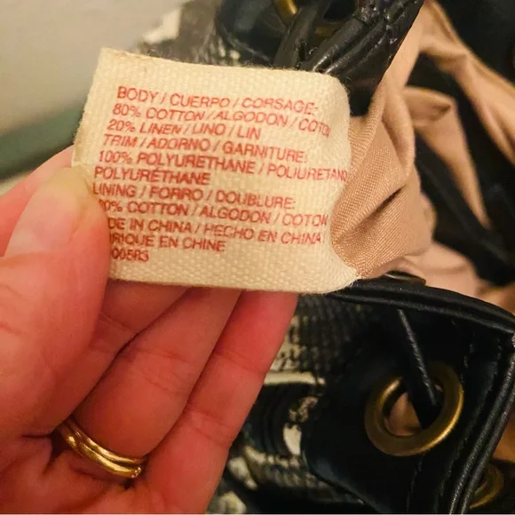 Lucky Brand Womens Bali Hai Sling Fabric Purse Black/White Geometric Pattern - Picture 13 of 14